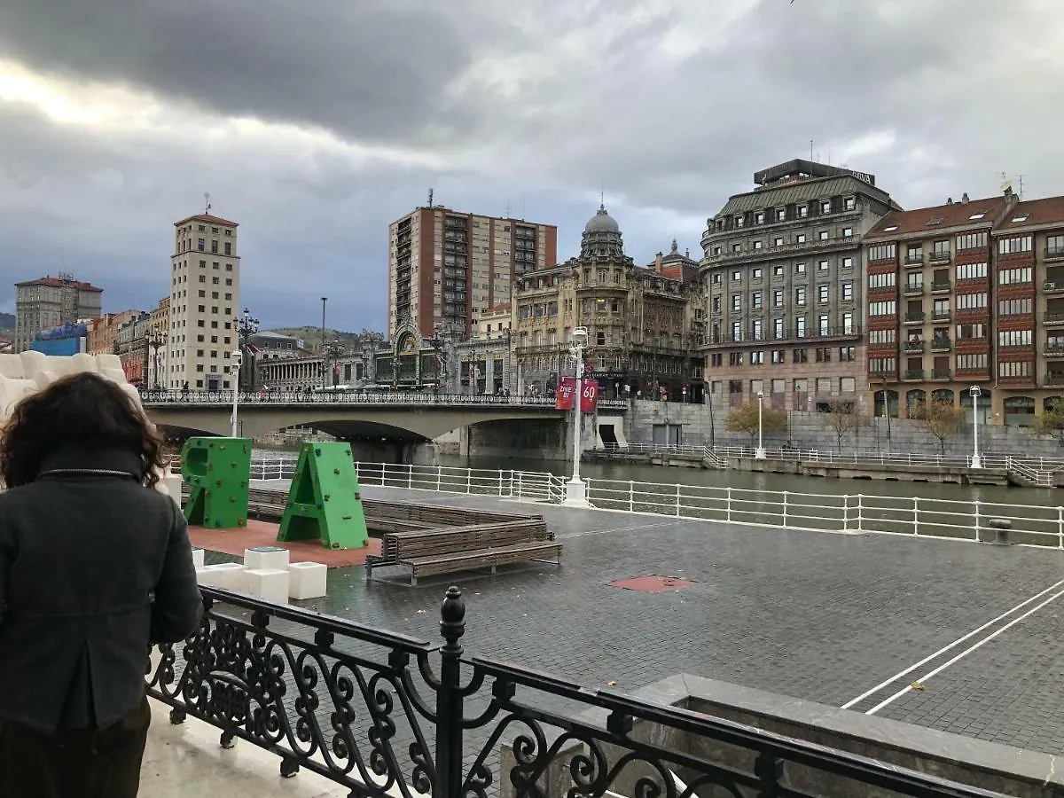 Apartamento Minimalista En El Corazon De Bilbao 0*,  Spain
