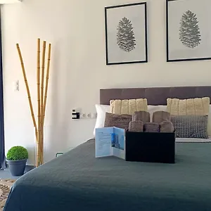 Almirante 9 Mijas Marbella , Sitio de Calahonda Spain